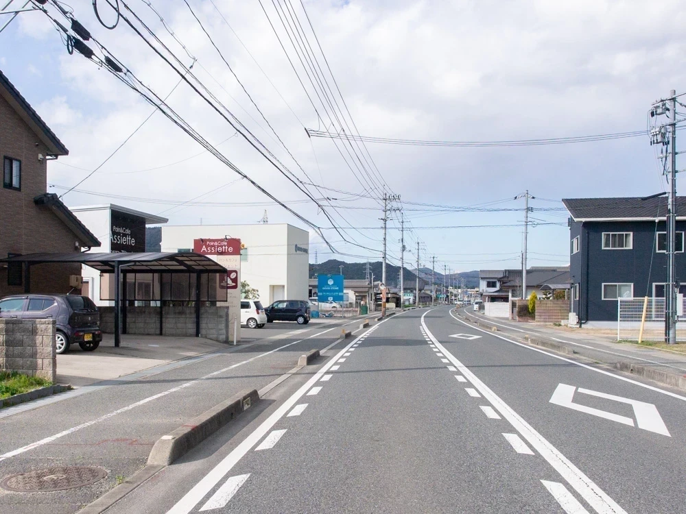 アシェット：店頭