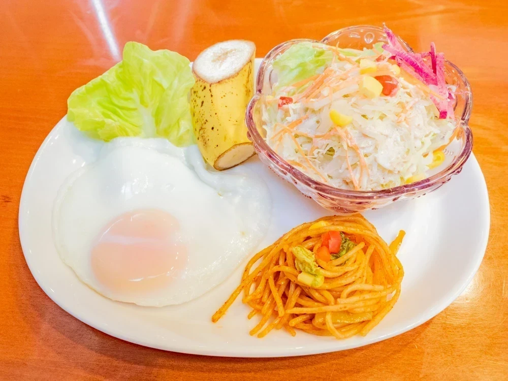 アシェット:カツサンドモーニングのおかず