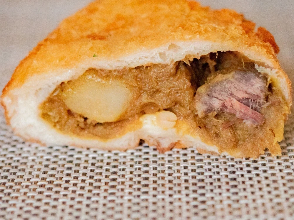 アシェット:カレーパン