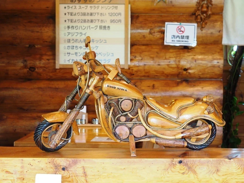 ウッドストック 店内