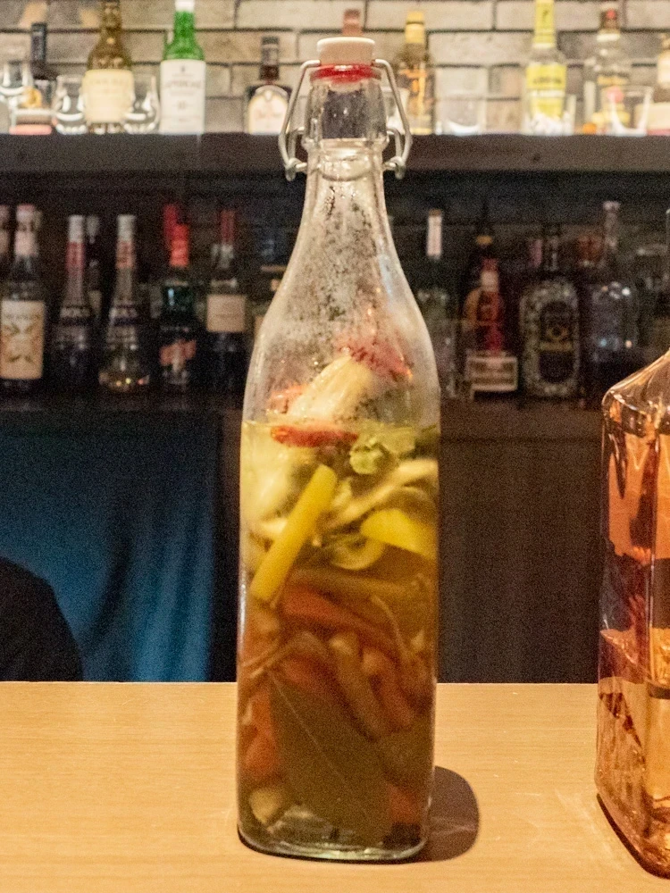 アンカーバー:スパイス&ハーブ漬けウォッカ