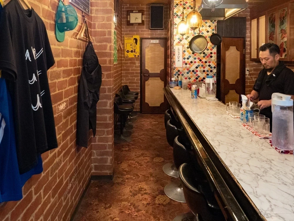 旧水曜カレー:店内
