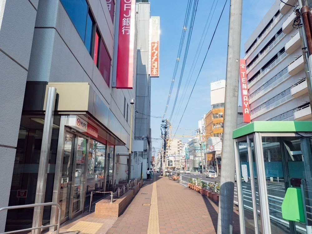 AREA INN FUSHIMICHO：天満屋北向かい