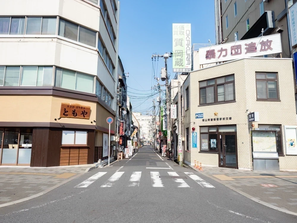 AREA INN FUSHIMICHO：伏見町バスロータリー東から東に延びる筋