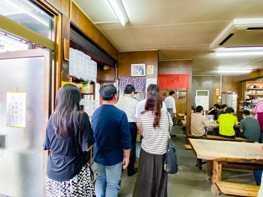 稲田屋:閉店が決まってからの長蛇の列