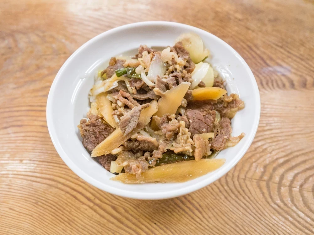稲田屋:肉丼