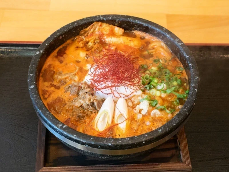 盛たに：赤ぶに