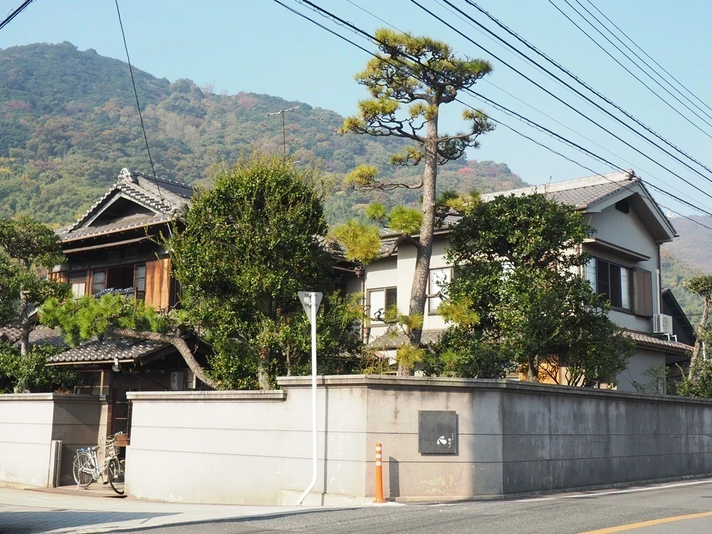 鞆の浦・燧冶 外観