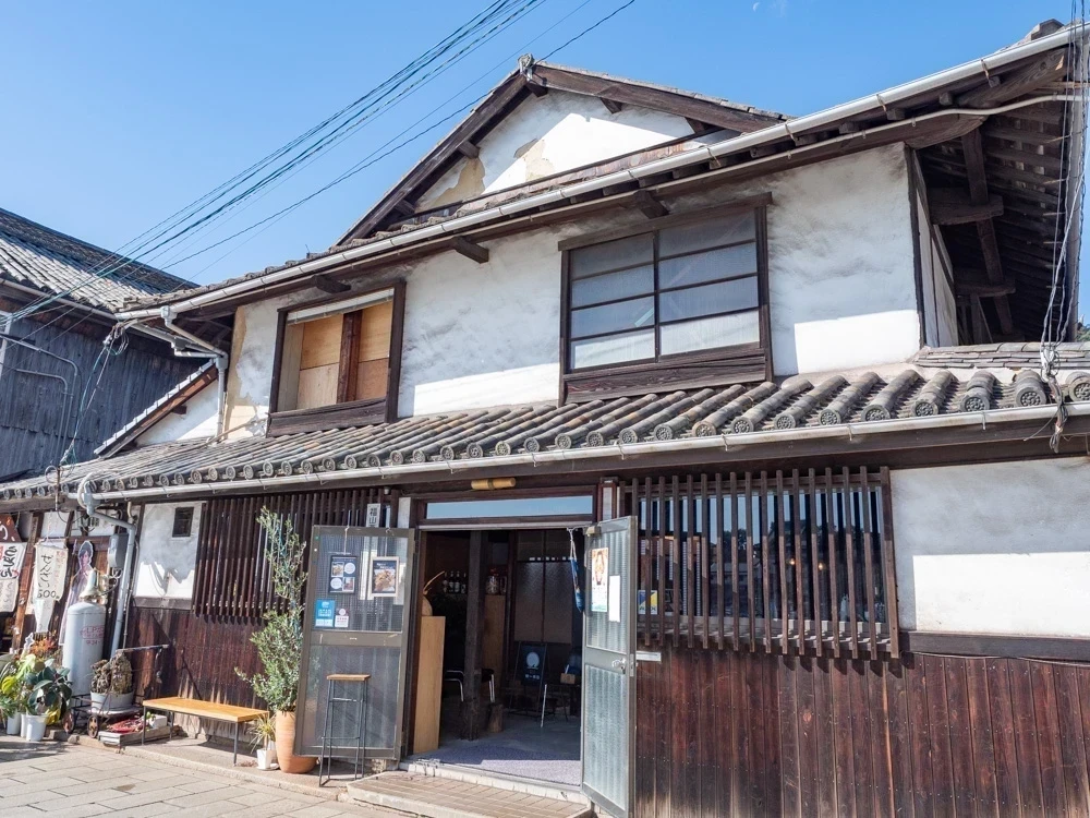鞆一商店:外観