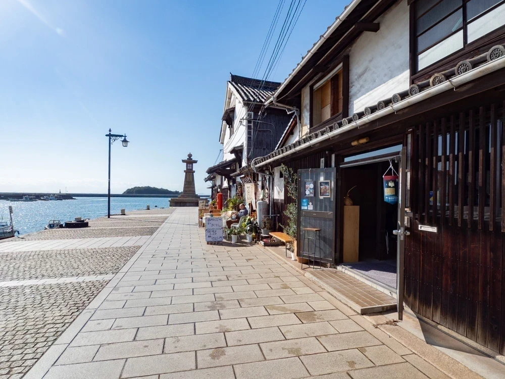 a cafe：外観