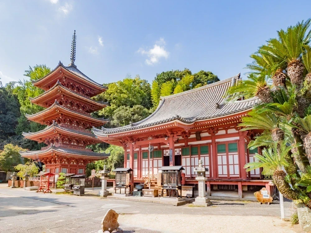 明王院:境内