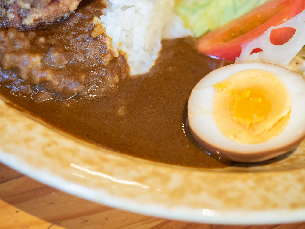 アップルスパイス：フライドチキンカレー