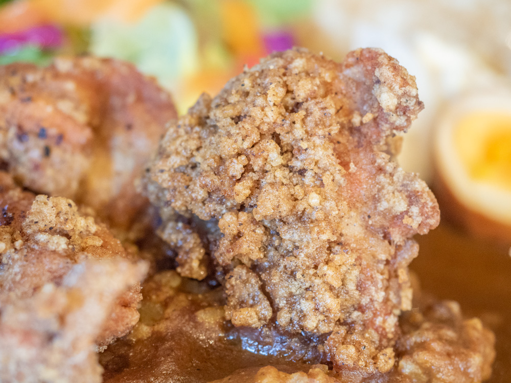 アップルスパイス：フライドチキンカレー