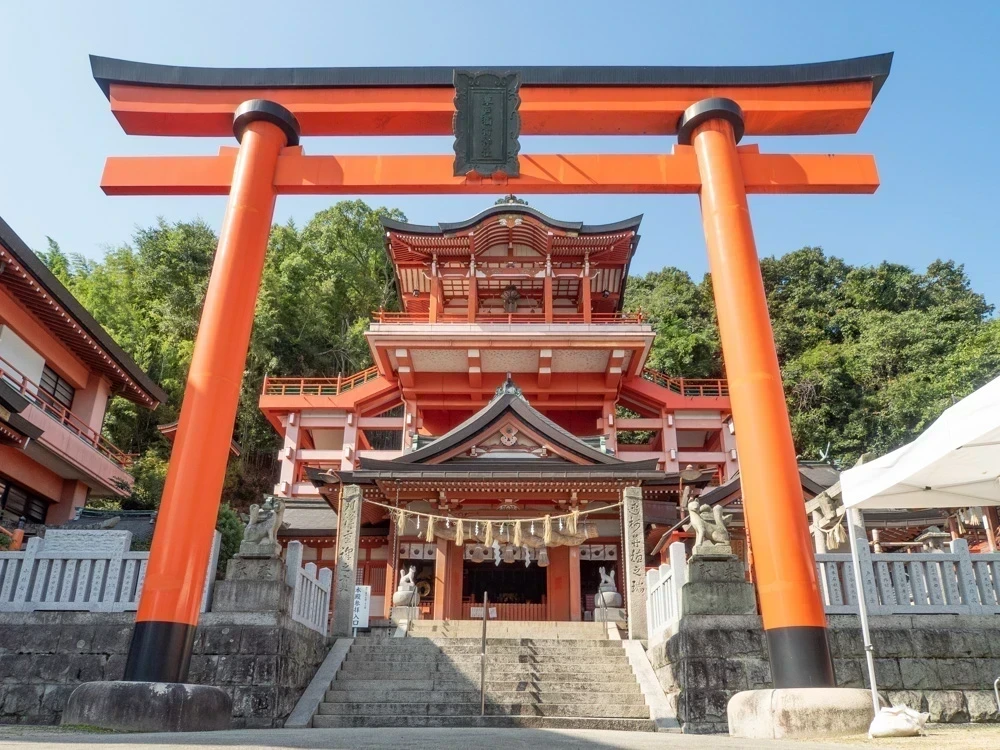 草戸稲荷神社:鳥居・本殿