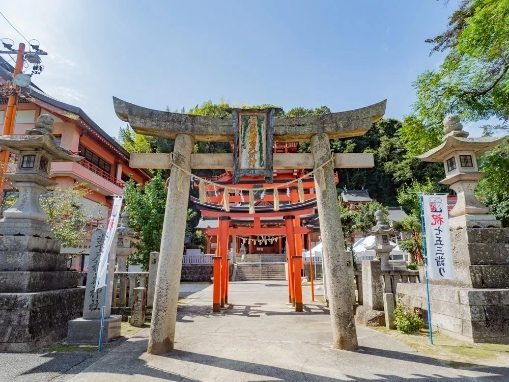 草戸稲荷神社:鳥居