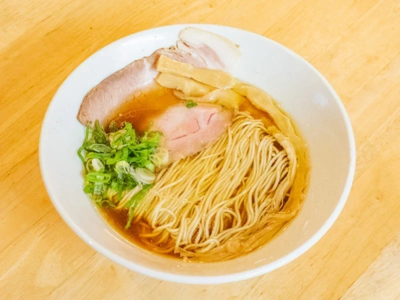 こばやし 〜 ここにしかないこだわりラーメンが食べられる！お得なランチ、お酒と一品料理もおいしいラーメン店