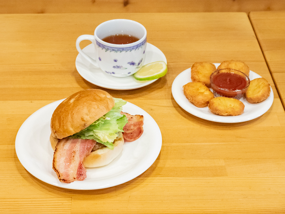 ジョンバーガー&カフェ：照り焼きベーコンバーガーセット