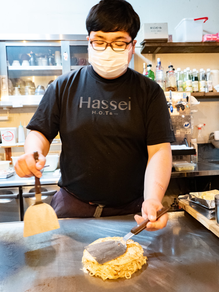 はっせい船町店。：河田賢治 店長
