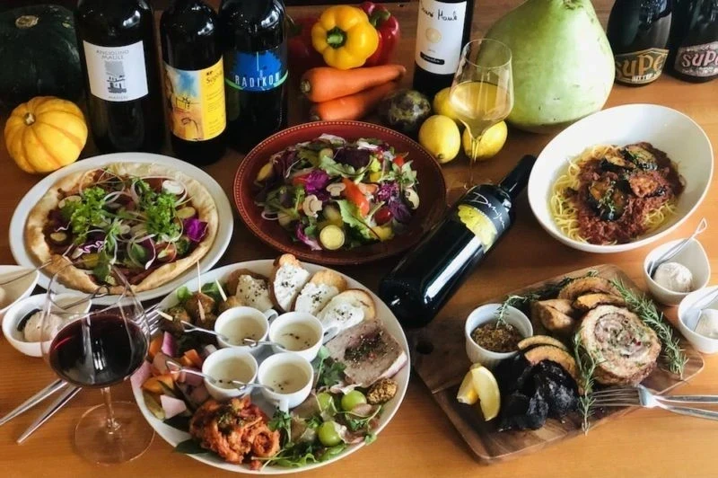 ルオント(LUÔNTO) 〜 野菜本来の味が楽しめる自家製の野菜を堪能！自然栽培の野菜やナチュラルワインが注目のイタリア料理店