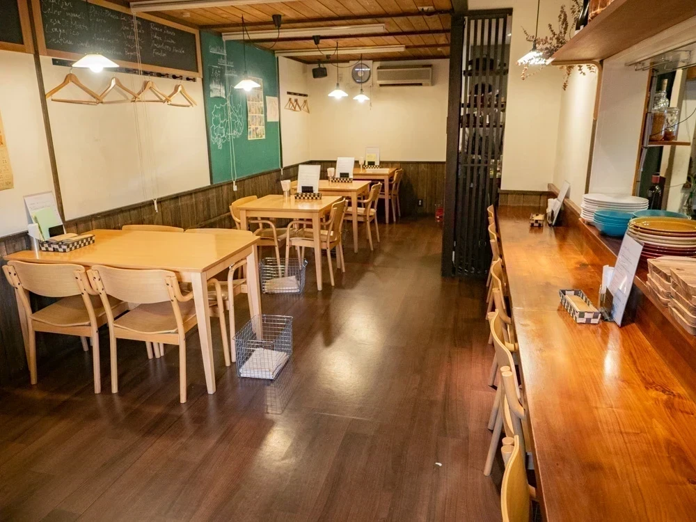 ルオント:店内
