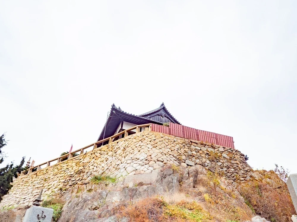 福禅寺:下から見たところ