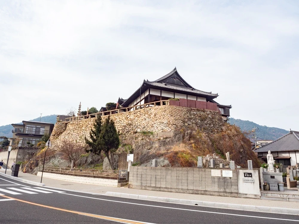 福禅寺:下からのようす