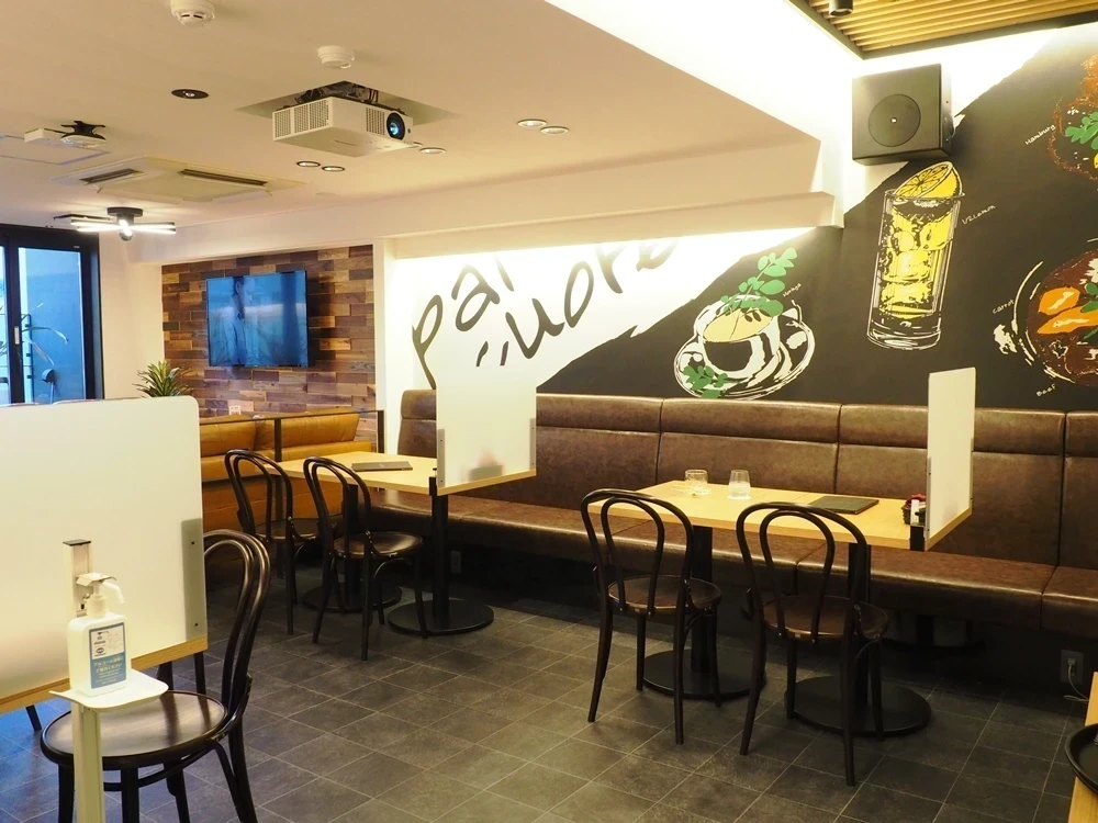 洋風居酒屋パルクオーレ ソファ席店内
