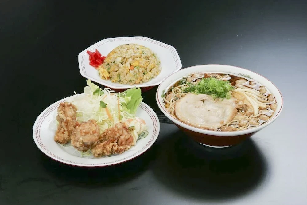 たに:から揚げスペシャル定食