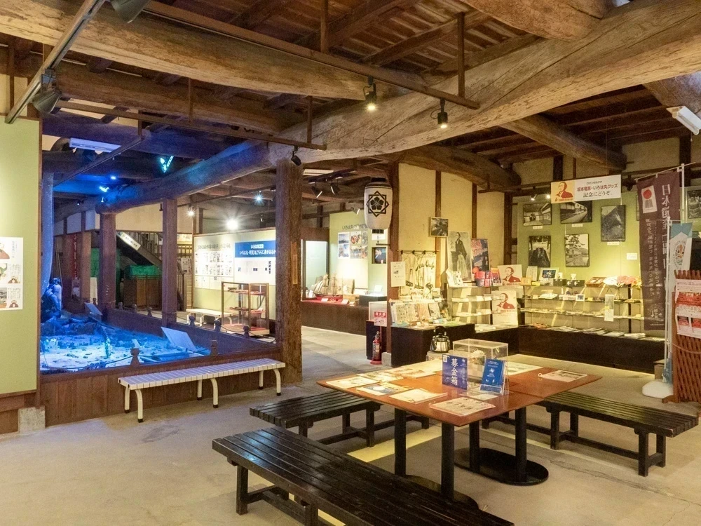 いろは丸展示館:館内