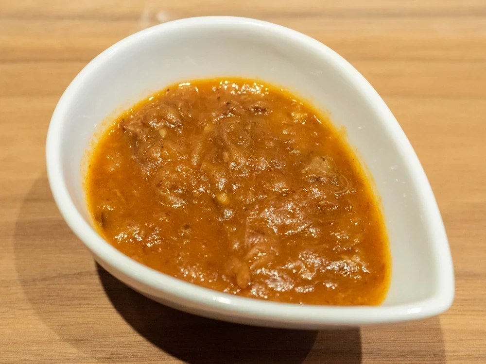 メゾンドシェフごはん:赤城牛のステーキと炊き込みごはん丼 追加用 赤城牛スジのデミグラスソース