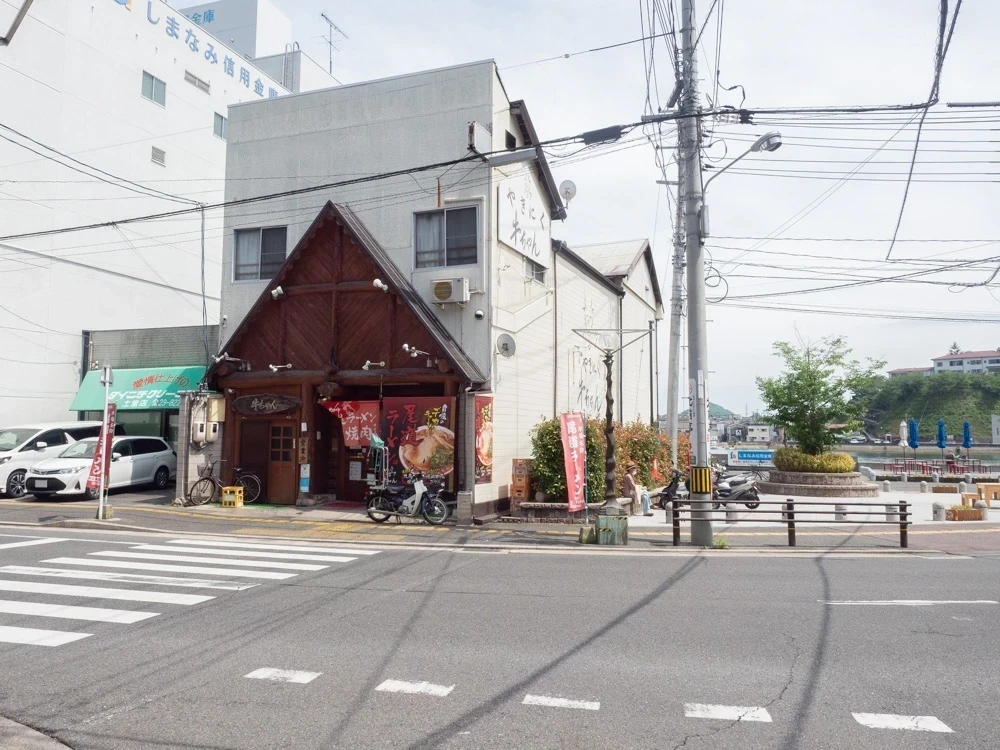 牛ちゃん尾道店：店頭