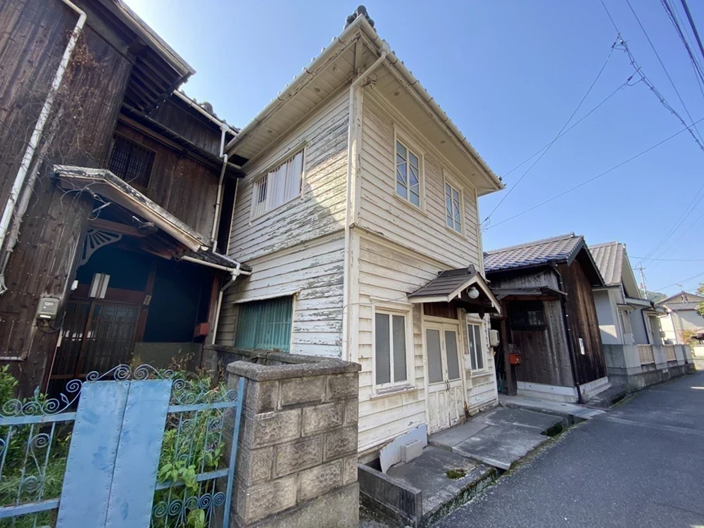 白石島の路地