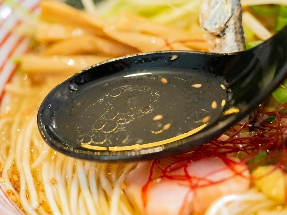 お多津:鶏塩ラーメン(笠岡ラーメン塩味)