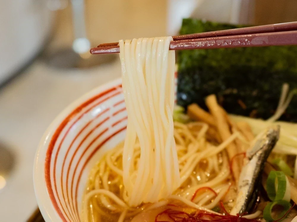 お多津:鶏塩ラーメン(笠岡ラーメン塩味)