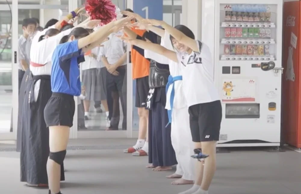 ドローン使用の学校紹介ビデオ