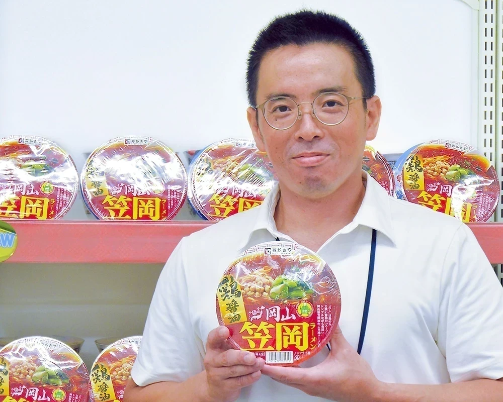 カップ笠岡ラーメン:寿がきや 石黒圭祐さん