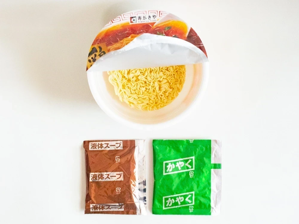 カップ笠岡ラーメン:中身