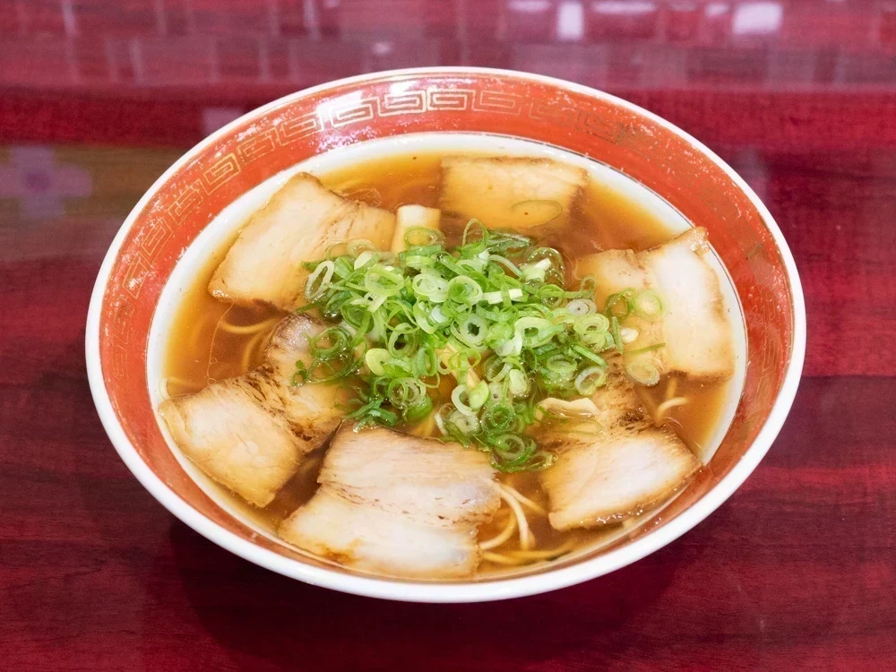 つかもと:チャーシュー麺