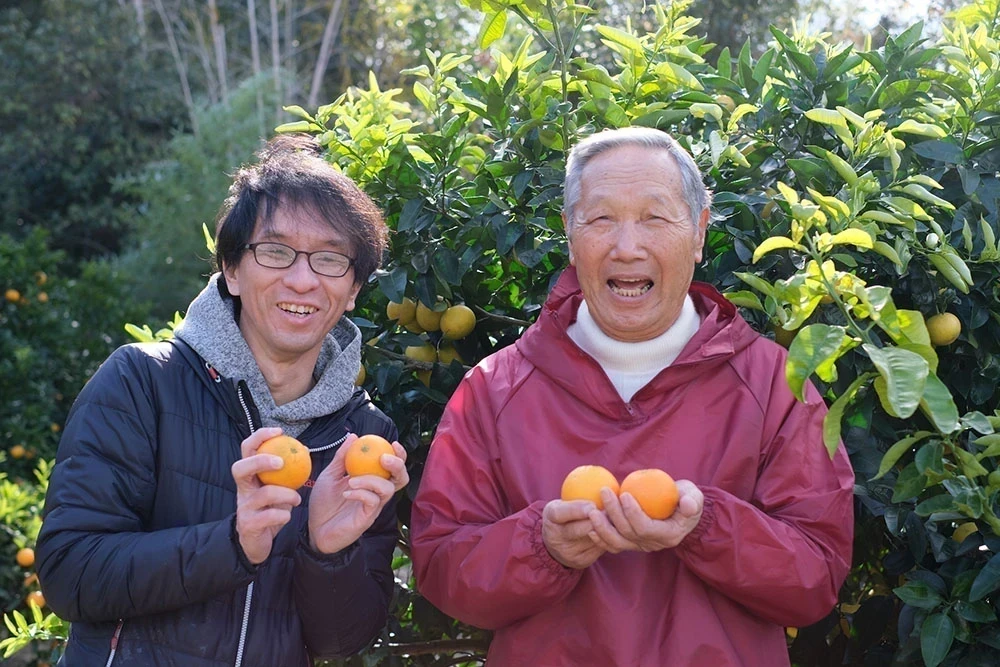 生産者とパシオン山脇 節史さん