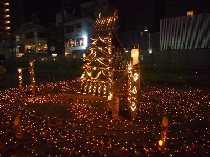 【終了】ふくやま城下あかりまつり(令和3年8月7～8日開催) ～ 幻想的な竹あかりが福山駅前に希望を届ける