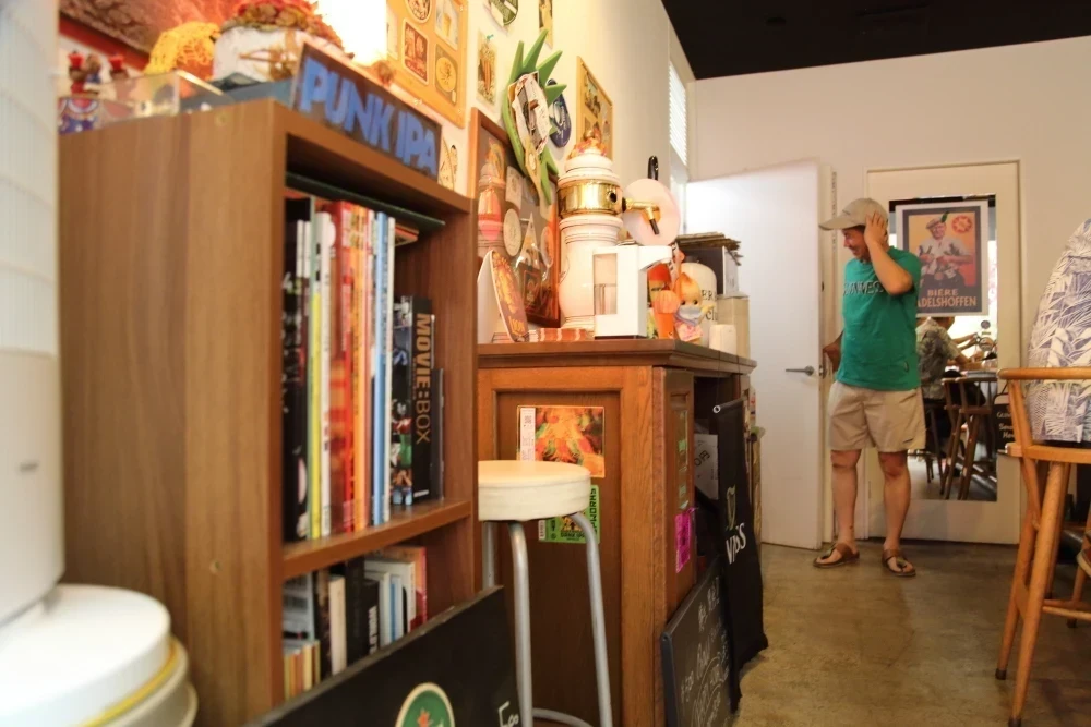 Beer Bar a clueのマスター林さん