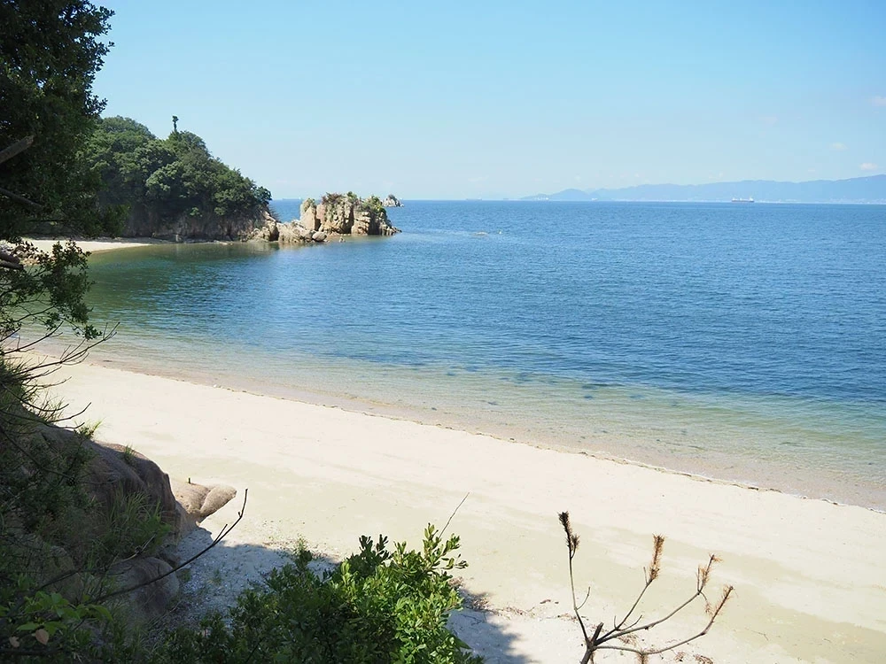 窓岩