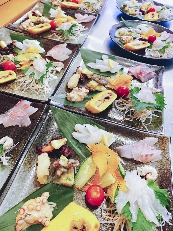 太進館:木曜漁師の店 Umi+