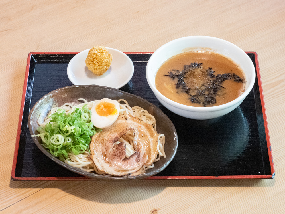 並の冷盛とライスボール