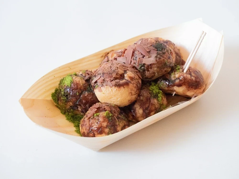 虎屋：そっくりスイーツ たこ焼きにしか見えないシュークリーム