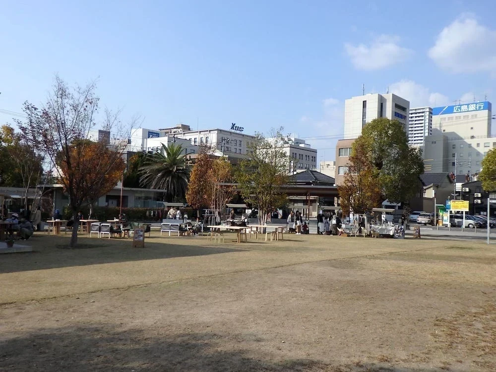 ニワサキマルシェ中央公園