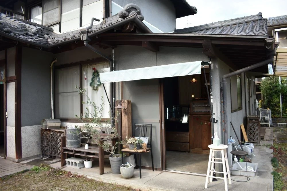 おやつ工房スリール入り口