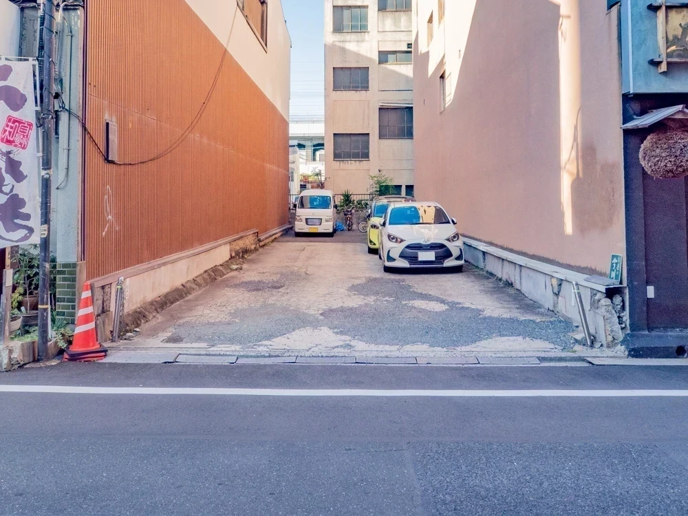 今川茶舗：駐車場