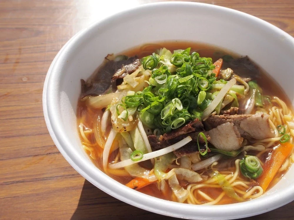 備中備後麺パラダイス にいみ茶屋いのししラーメン