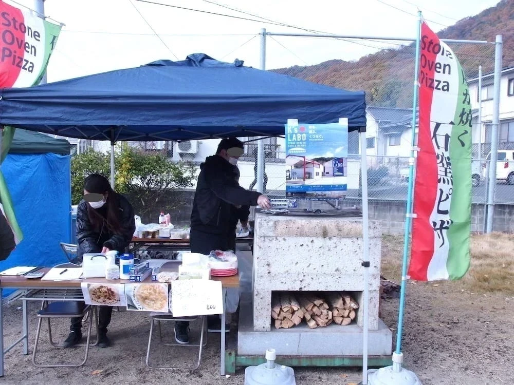 うみの市に出店した石窯ピザ